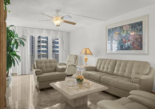 3rd image of 1370 S Ocean Blvd, Pompano Beach, FL 33062