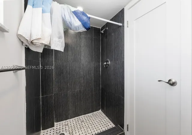2nd image of 14165 Sw 87Th St, Miami, FL 33183