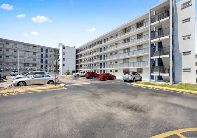 17th image of 14165 Sw 87th St #D-505, Miami, FL 33183 | MLS# A12055696