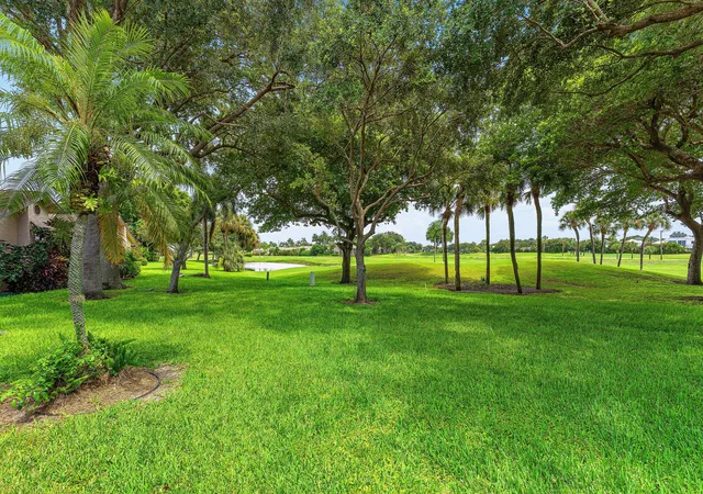 40th image of 5272 Fairway Woods Dr #4112, Delray Beach, FL 33484 | MLS# B26053865
