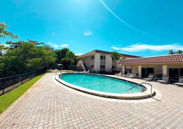 2nd image of 124 Ne 19th Ct #B102, Wilton Manors, FL 33305 | MLS# B26053873