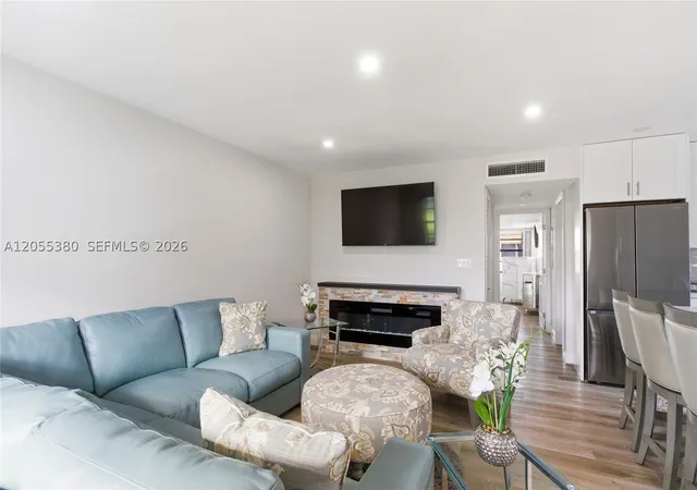 3rd image of 126 Piedmont C, Delray Beach, FL 33484