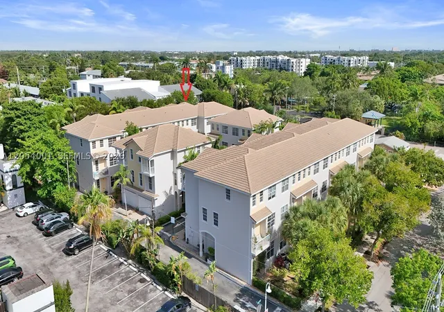 4th image of 2726 Old Florida Trail, Wilton Manors, FL 33334 | MLS# A12054001