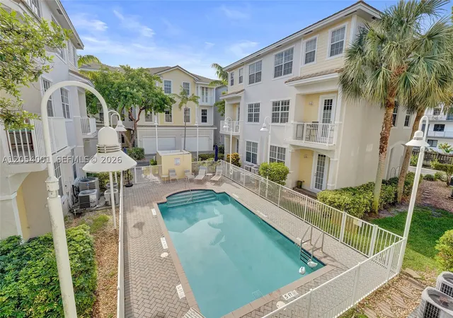 60th image of 2726 Old Florida Trail, Wilton Manors, FL 33334 | MLS# A12054001