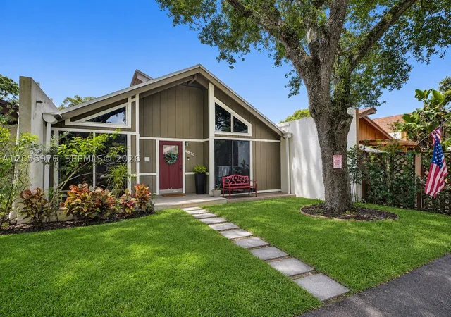 Townhouse for sale at 6870 Nw 30Th Ave, Fort Lauderdale, FL 33309 | MLS# A12055976