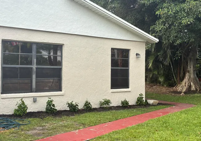 Homes for sale in Boynton Beach, FL | 5021 Mirror Lakes Blvd, Boynton Beach, FL 33472 | MLS# B26053937