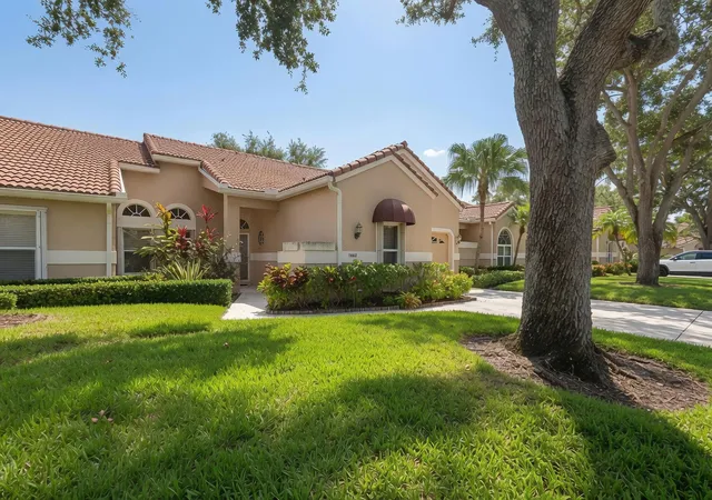 Homes for sale in Palm Beach Gardens, FL | 1602 Rosewood Wy, Palm Beach Gardens, FL 33418 | MLS# B26054000