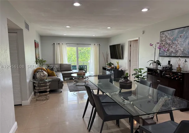 5th image of 14036 Sw 90Th Ave, Miami, FL 33176
