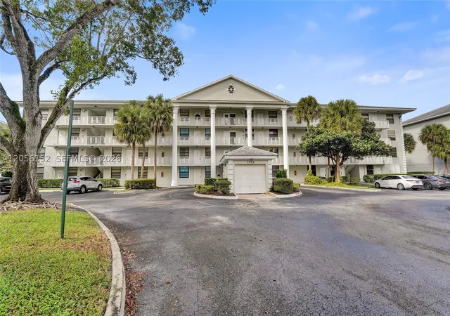 Photo 2 of Condo for sale at 1713 Whitehall Dr #304, Plantation, FL 33324 | MLS# A12056152 | Listing updated on 2026-08-10