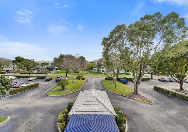 Photo 3 of Condo for sale at 1713 Whitehall Dr #304, Plantation, FL 33324 | MLS# A12056152 | Listing updated on 2026-08-10