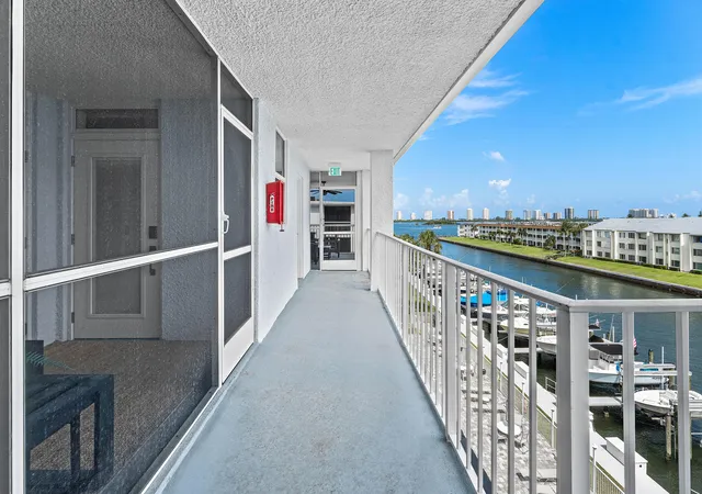 2nd image of 108 Paradise Harbour Blvd #502, North Palm Beach, FL 33408 | MLS# B26054063