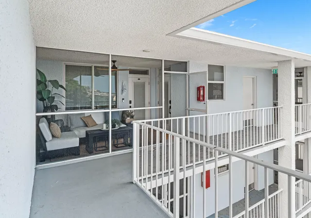 4th image of 108 Paradise Harbour Blvd #502, North Palm Beach, FL 33408 | MLS# B26054063