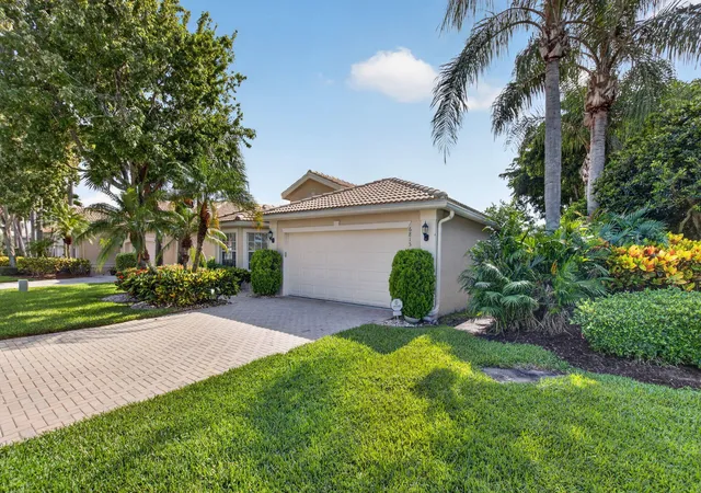 2nd image of 6815 Imperial Beach Cir, Delray Beach, FL 33446 | MLS# B26054072