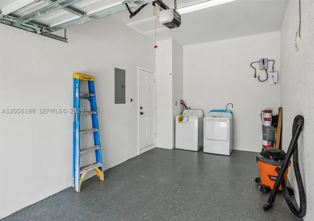 43rd image of 130 Nw 28th Ter, Fort Lauderdale, FL 33311 | MLS# A12056199