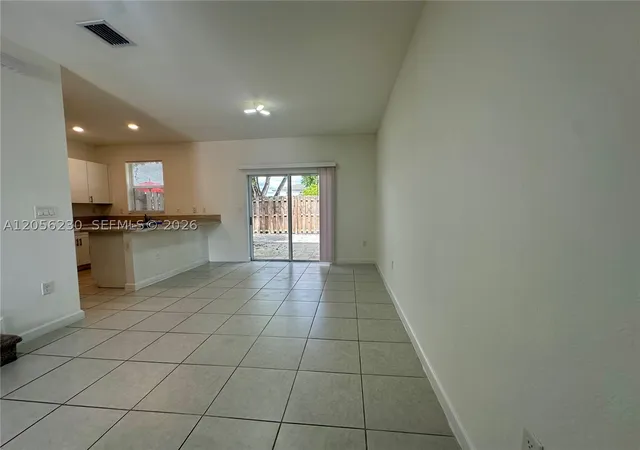 Photo 2 of Townhouse for sale at 2737 Se 17th St, Homestead, FL 33035 | MLS# A12056230 | Listing updated on 2026-10-03