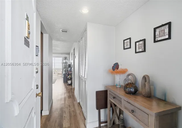 Listing Photo 3 - Condo for sale in building located at 3090 Holiday Springs Blvd, Margate, FL 33063 - Unit #204