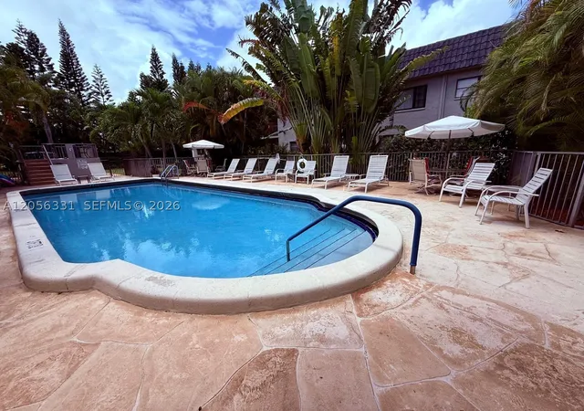 2nd image of 665 Enfield St, Boca Raton, FL 33487