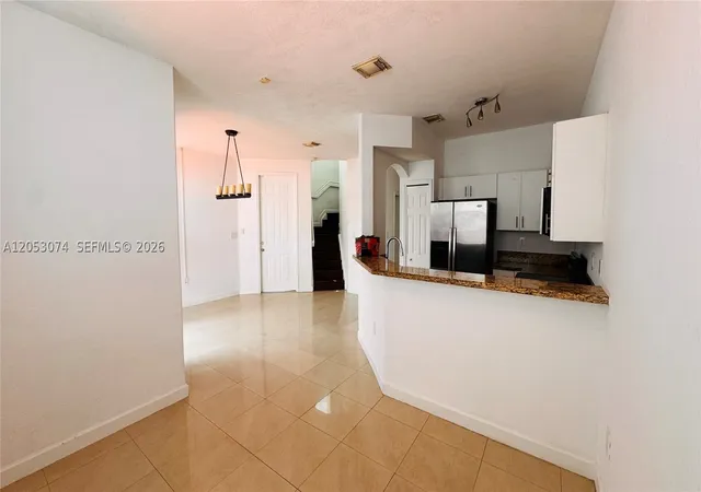2nd image of 11461 Nw 76th St #11461, Doral, FL 33178 | MLS# A12053074