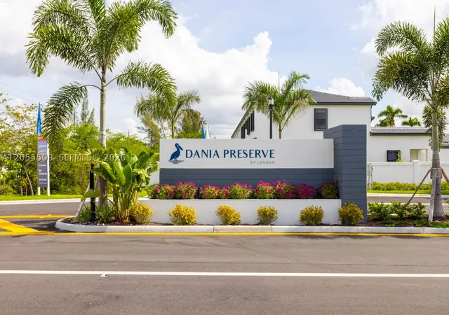 15th image of 3000 Park Pl, Dania Beach, FL 33312 | MLS# A12055508