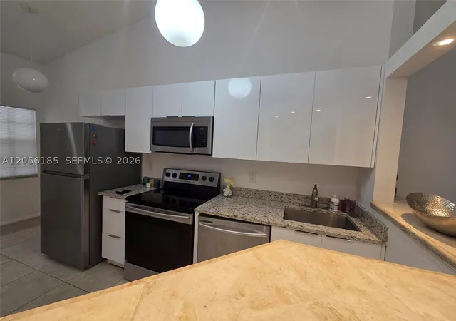 Photo 3 of Single family home for sale at 3686 Nw 83rd Ln, Sunrise, FL 33351 | MLS# A12056185 | Listing updated on 2026-10-09
