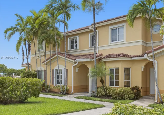 3rd image of 10863 Nw 83Rd #2, Doral, FL 33178 | MLS# A12056037