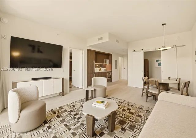 2nd image of 1611 Sw 2nd Avenue #301, Miami, FL 33129 | MLS# A12056433