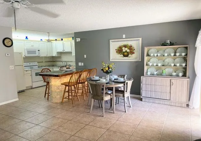 4th image of 5839 La Pinata Blvd #C-1, Lake Worth, FL 33463 | MLS# B26054285