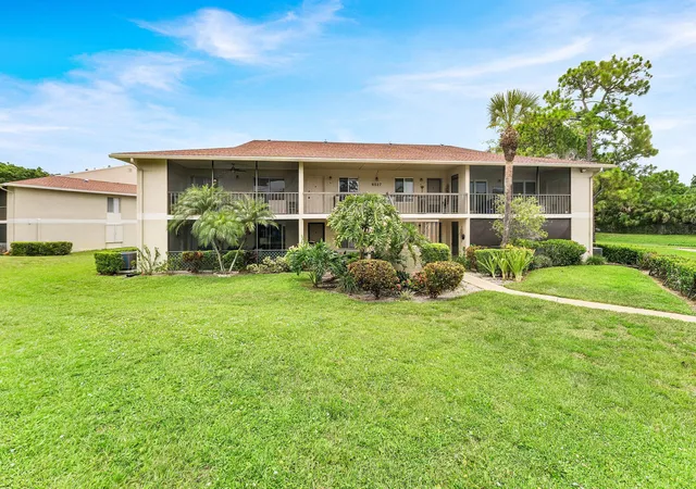 1st image of 6527 Chasewood Dr #G, Jupiter, FL 33458 | MLS# B26054276