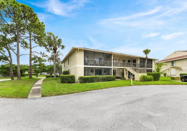 2nd image of 6527 Chasewood Dr #G, Jupiter, FL 33458 | MLS# B26054276