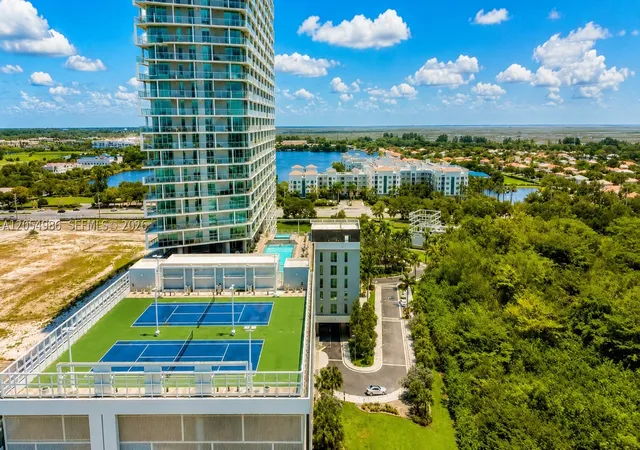 36th image of 2000 Metropica Way #1003, Sunrise, FL 33323 | MLS# A12054986
