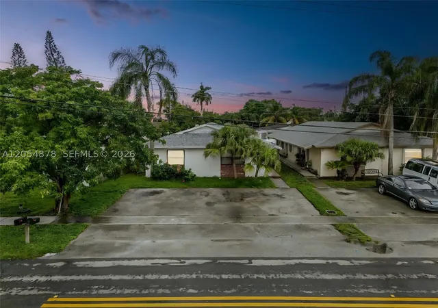 Photo 3 of Multi family home for sale at 19 Se 4th Ter, Dania, FL 33004 | MLS# A12054878 | Listing updated on 2026-07-20