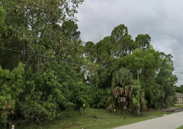 image of 858 Se Walters Ter, Port Saint Lucie, FL 34983 | MLS# B26054335