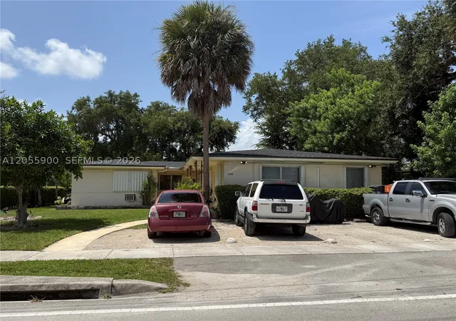 Homes for sale in North Miami, FL | 1570 Ne 130Th St, North Miami, FL 33161 | MLS# A12055900