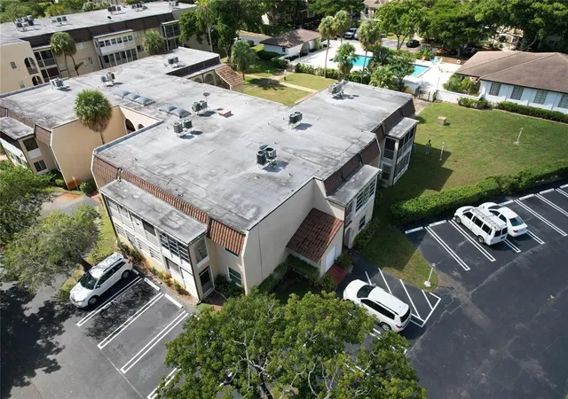 3rd image of 2710 Riverside Dr #201-A, Coral Springs, FL 33065 | MLS# B26054510