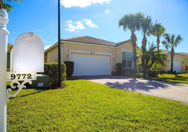Homes for sale in Port St Lucie, FL | 9772 Sw Glenbrook Dr, Port St Lucie, FL 34987 | MLS# B26054532
