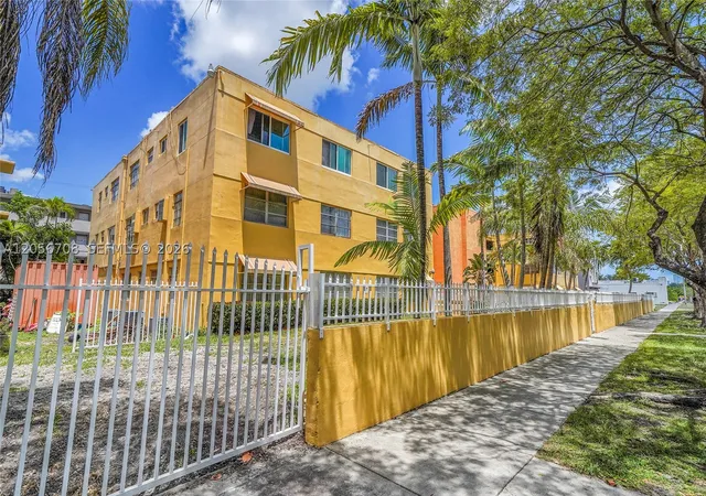 2nd image of 1851 Ne 168 Th #A8, North Miami Beach, FL 33162 | MLS# A12056708
