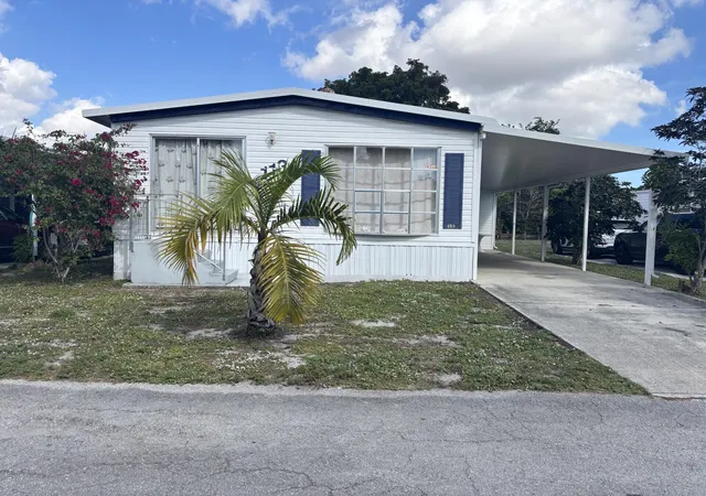2nd image of 113 Nw 50th St, Deerfield Beach, FL 33064 | MLS# B26054549