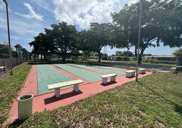 44th image of 113 Nw 50th St, Deerfield Beach, FL 33064 | MLS# B26054549