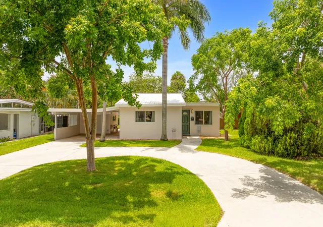 2nd image of 2870 Ne 18th St, Pompano Beach, FL 33062 | MLS# B26054558