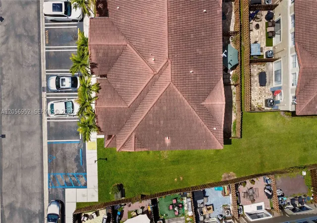 3rd image of 8242 Nw 107Th Ct #8-12, Doral, FL 33178 | MLS# A12056952