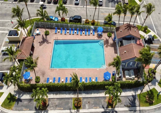 4th image of 8242 Nw 107Th Ct #8-12, Doral, FL 33178 | MLS# A12056952