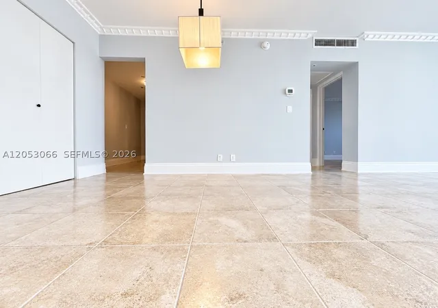 Photo 4 of Condo for sale at 3000 S Ocean Dr #1516, Hollywood, FL 33019 | MLS# A12053066 | Listing updated on 2026-10-02