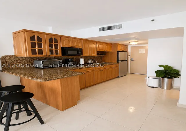 Photo 1 of Condo for sale at 19201 Collins Ave #1025, Sunny Isles Beach, FL 33160 | MLS# A12056949 | Listing updated on 2026-07-21