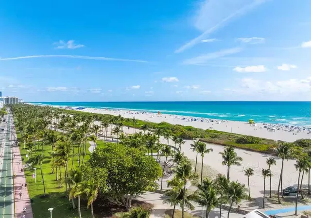 2nd image of 530 Ocean Dr, Miami Beach, FL 33139