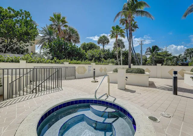 39th image of 800 Ocean Dr #204, Juno Beach, FL 33408 | MLS# B26054711