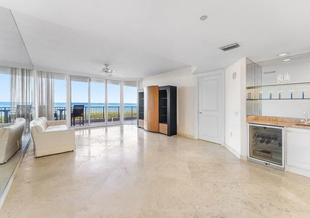 5th image of 800 Ocean Dr #204, Juno Beach, FL 33408 | MLS# B26054711