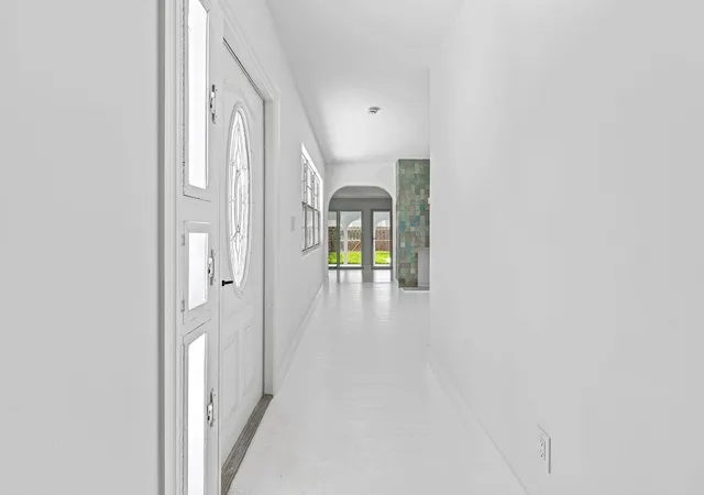 3rd image of 1201 N Ocean Breeze, ,, FL 33460 | MLS# B26054760