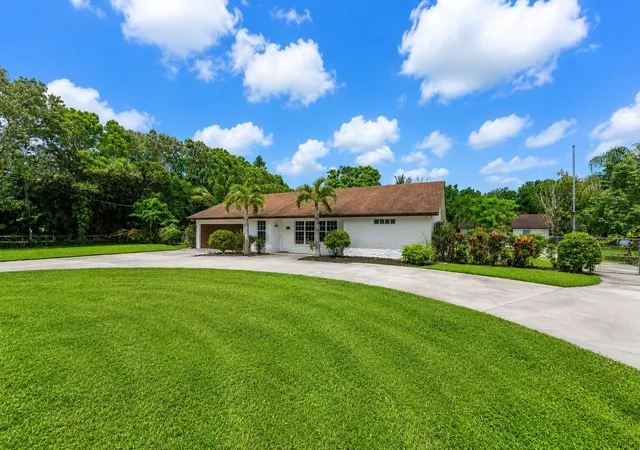 2nd image of 5313 Colbright Rd, Lake Worth, FL 33467 | MLS# B26054813