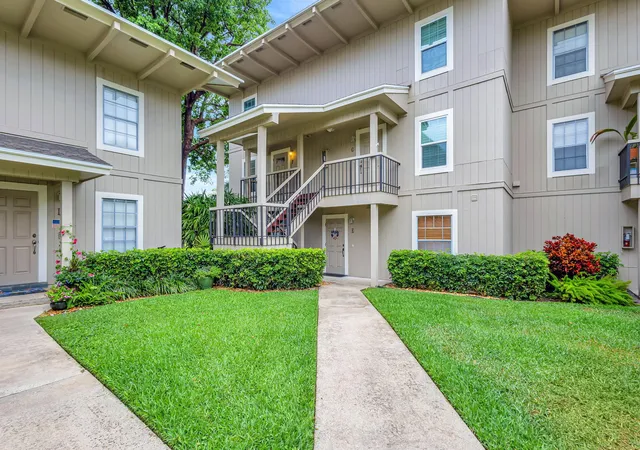 2nd image of 18350 Se Wood Haven Ln #F, Jupiter, FL 33469 | MLS# B26054862
