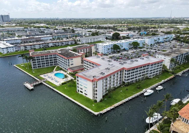 4th image of 100 Paradise Harbour Blvd #212, North Palm Beach, FL 33408 | MLS# B26054877